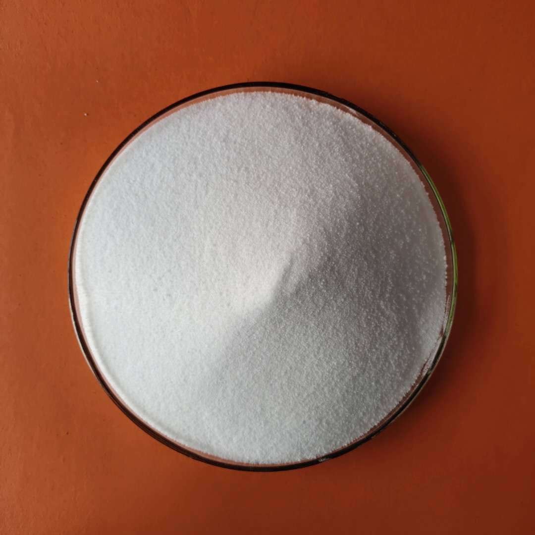 山东氯化铵在常温常压下呈什么状态？